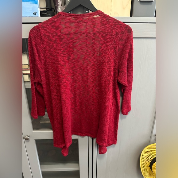 Red Flowy Cardigan - 3/4 sleeve - Picture 2 of 2